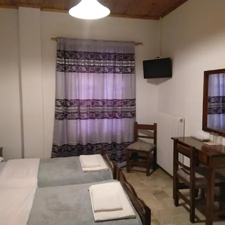Enoikiazomena Petropoulos Aparthotel